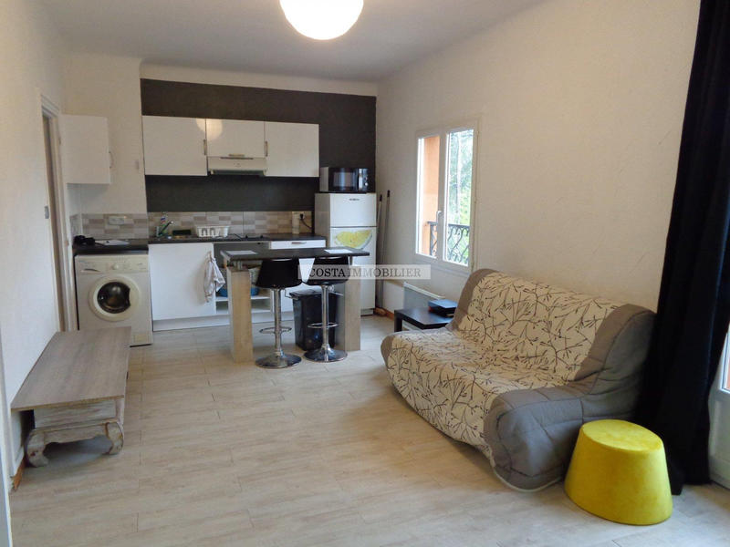 Immeuble - 191 m² - 11 pièces