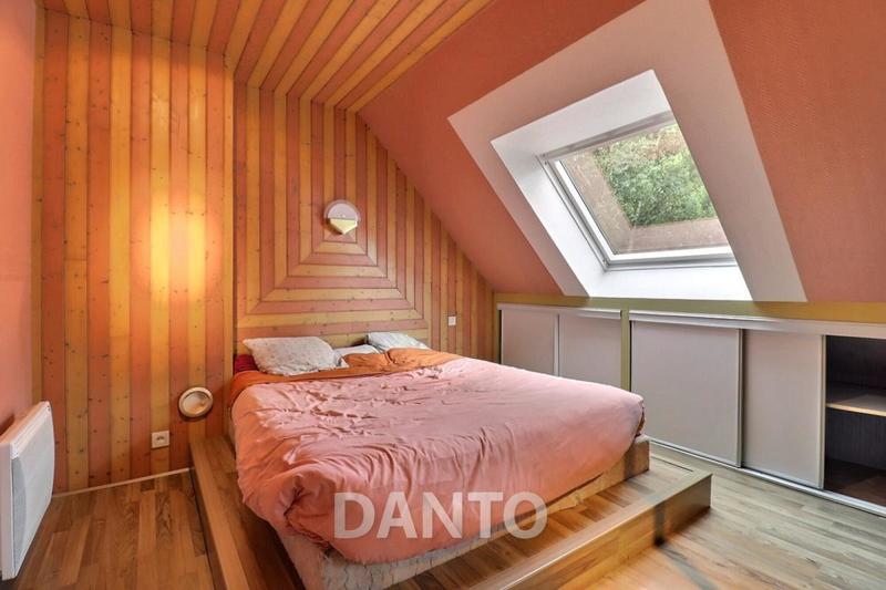 Maison - 127 m² - 7 pièces