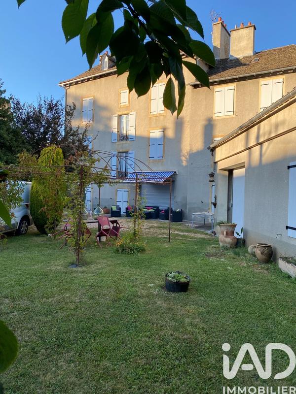 Maison - 316 m² - 16 pièces