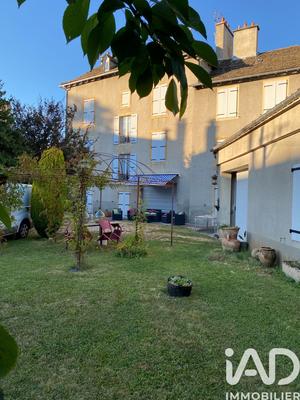 Maison - 316 m² - 16 pièces