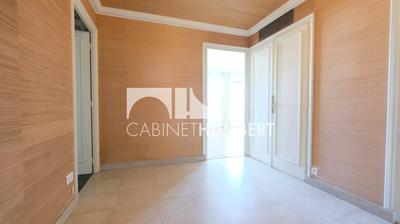 Appartement - 74 m² - 2 pièces