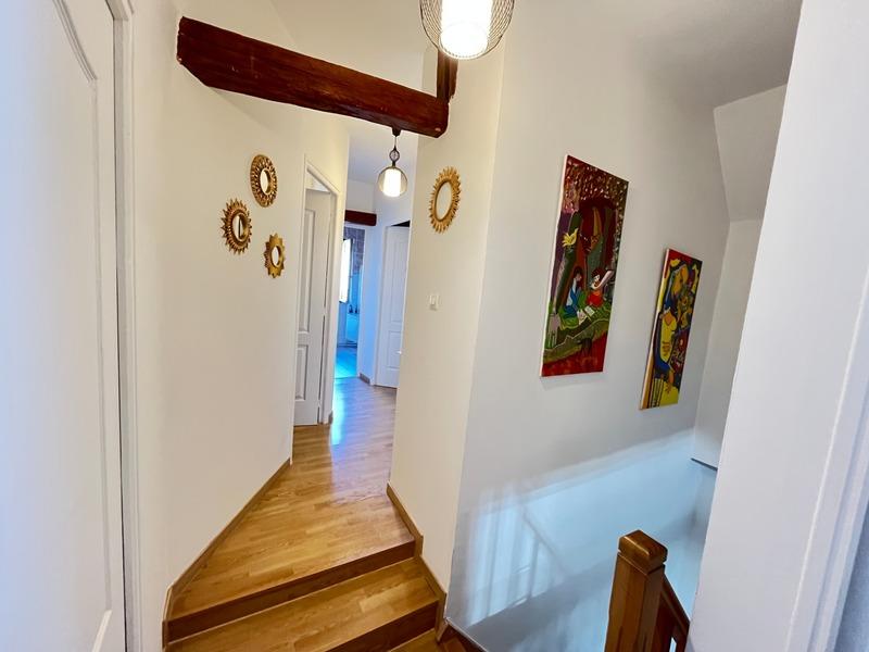 Maison - 160 m² - 6 pièces