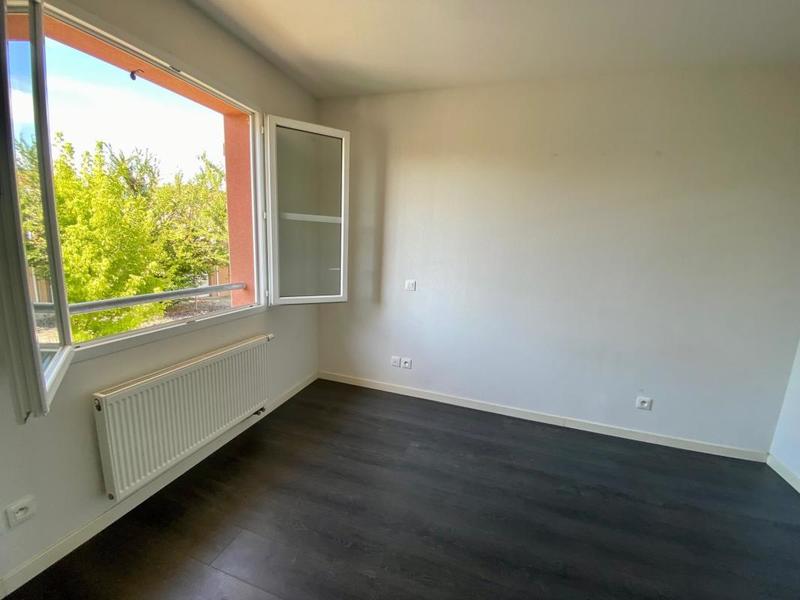 Villa - 80 m² - 4 pièces