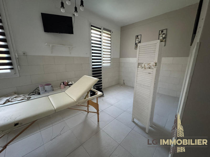 Local commercial - 65 m² - 5 pièces