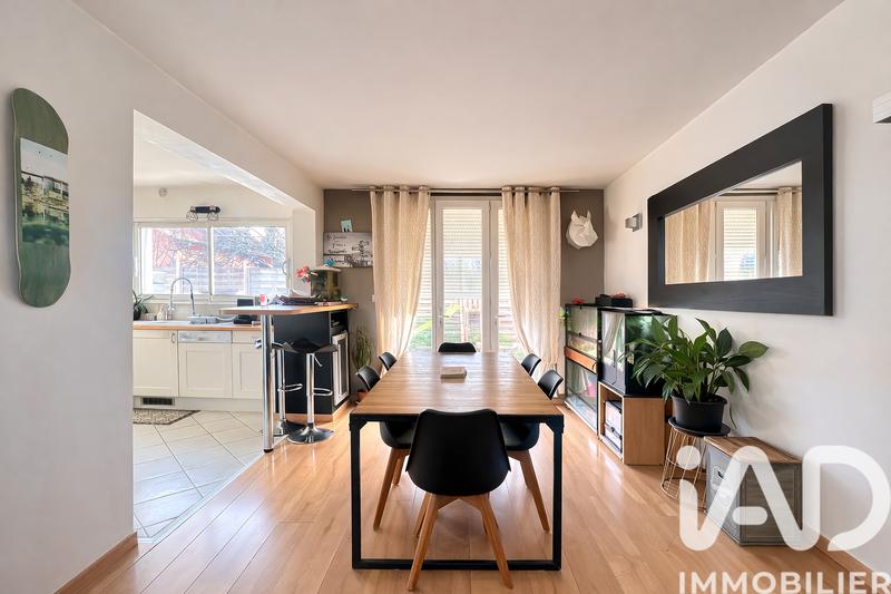 Maison - 87 m² - 5 pièces