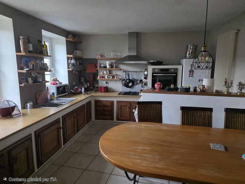 Maison - 100 m² - 6 pièces