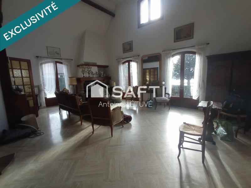 Maison - 165 m² - 5 pièces