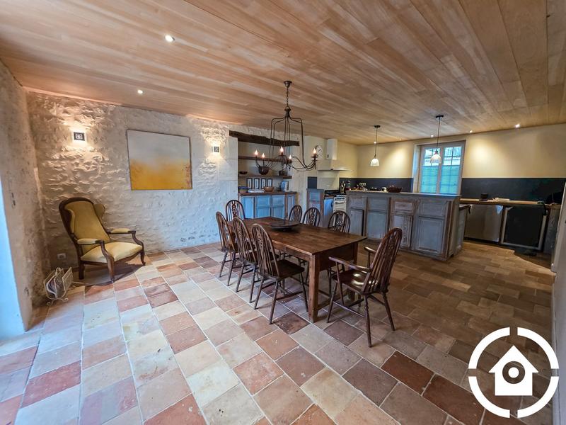 Maison - 156 m² - 5 pièces