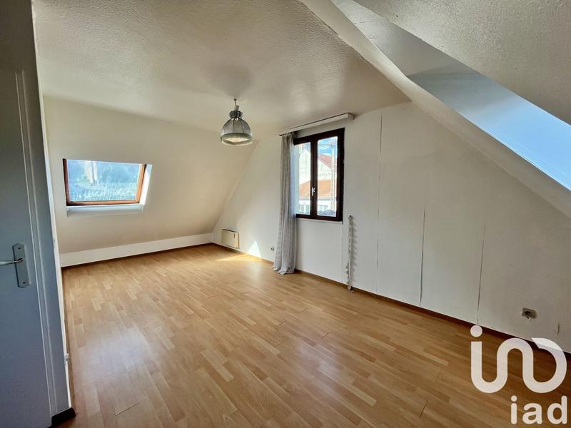 Maison - 252 m² - 7 pièces