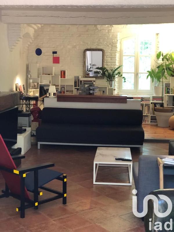 Maison - 331 m² - 12 pièces