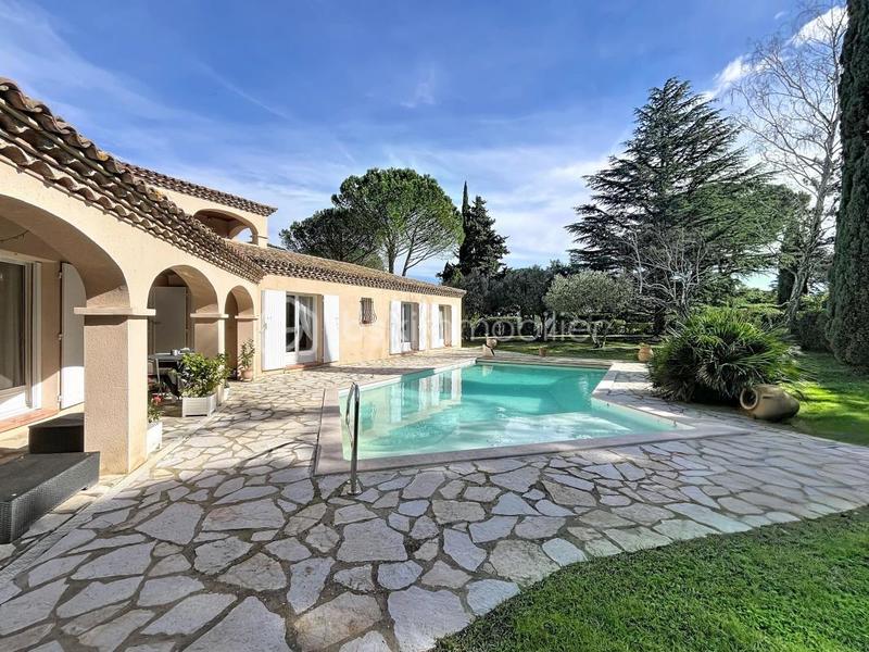 Maison de campagne - 180 m² - 7 pièces