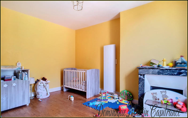 Maison - 218 m² - 10 pièces