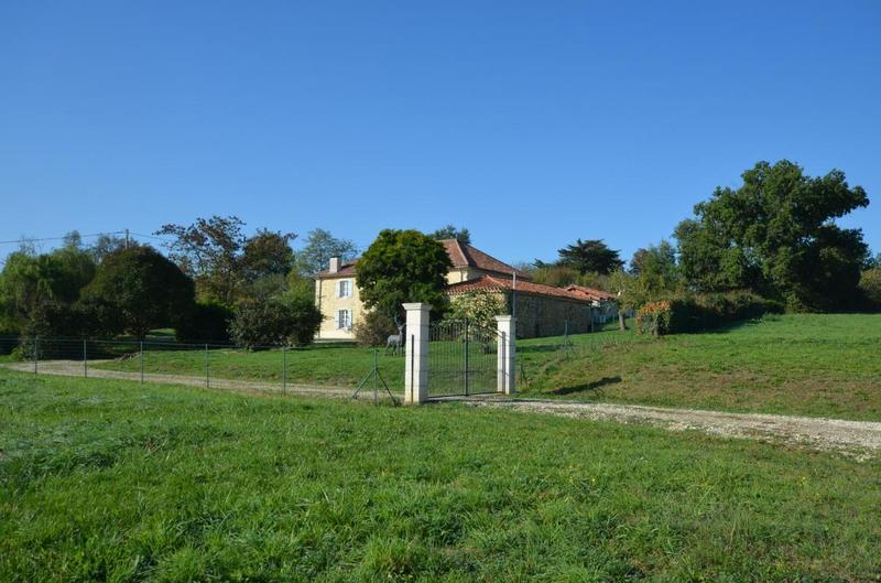 Maison de campagne - 393 m² - 10 pièces