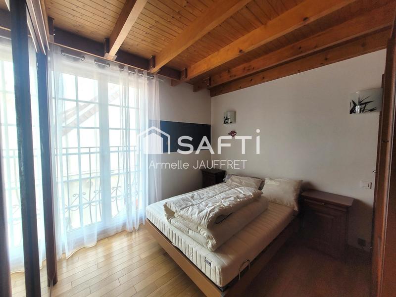 Maison - 158 m² - 6 pièces