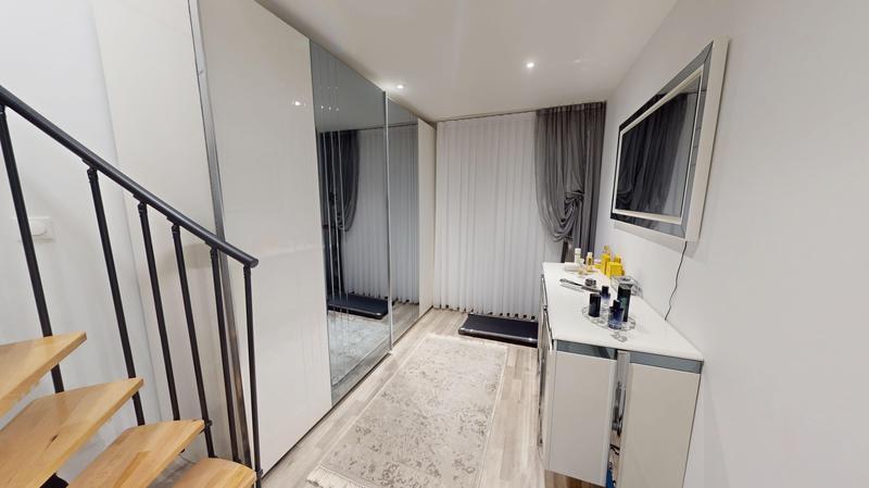 Maison - 101 m² - 5 pièces