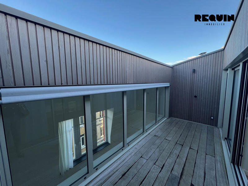 Appartement - 94 m² - 5 pièces