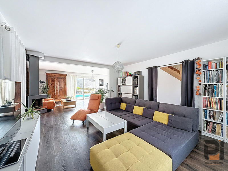 Maison - 168 m² - 6 pièces