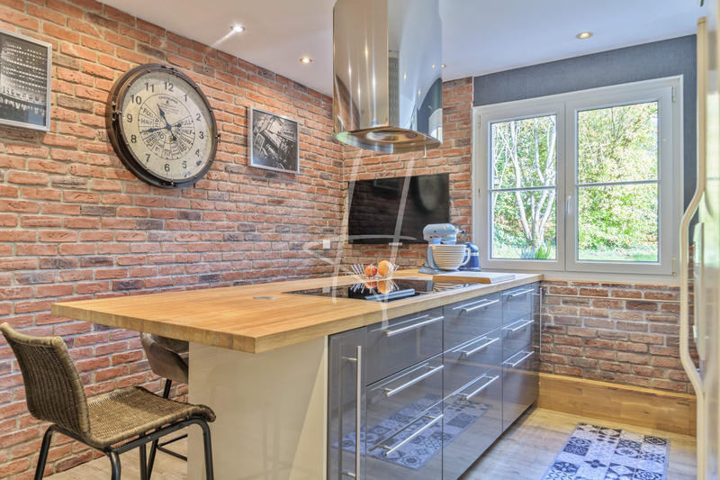 Maison - 165 m² - 6 pièces