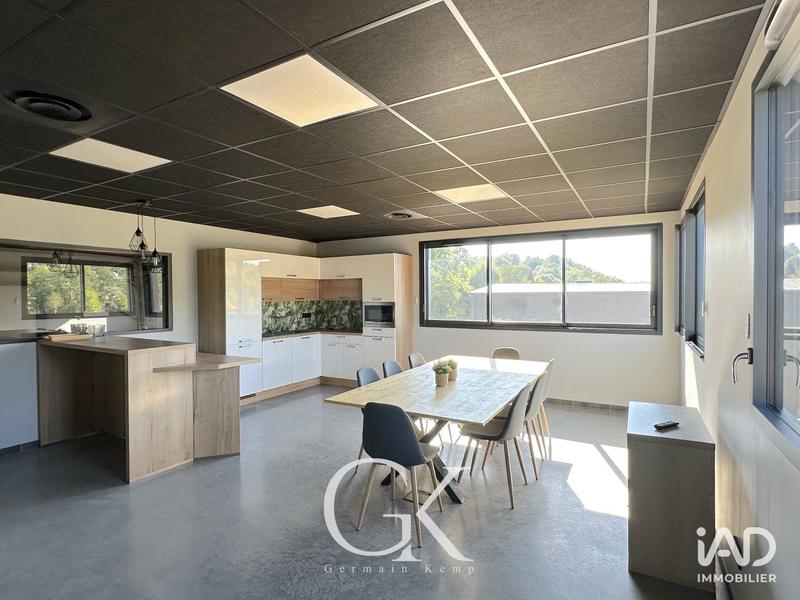 Local commercial - 275 m²