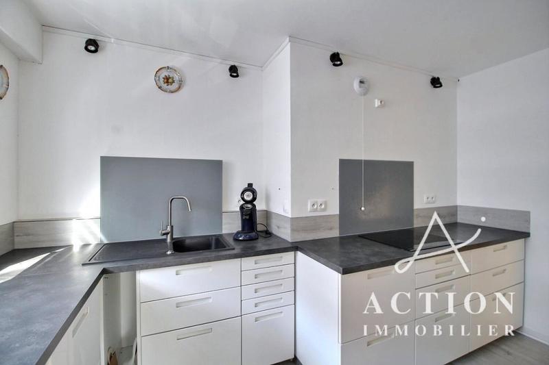 Appartement - 80 m² - 3 pièces