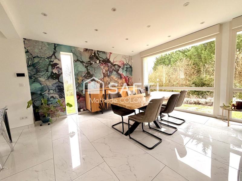 Maison - 163 m² - 7 pièces