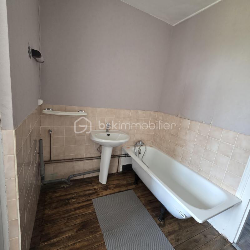 Maison - 104 m² - 7 pièces