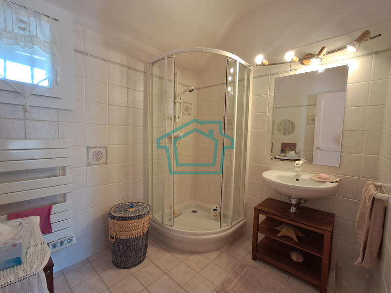 Maison - 185 m² - 6 pièces