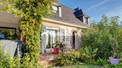 Maison - 137 m² - 6 pièces