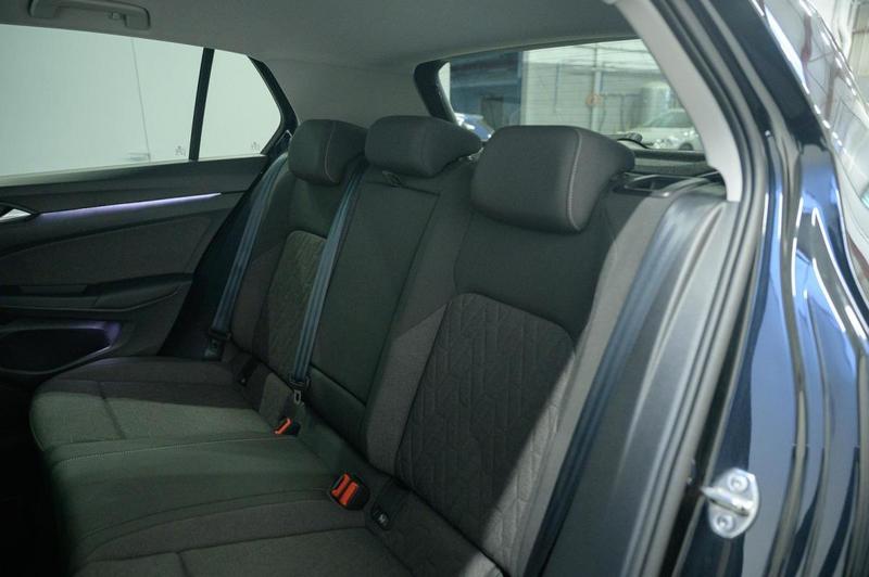 Volkswagen Golf 1.5 eHybrid 204 Dsg6 Vw Edition