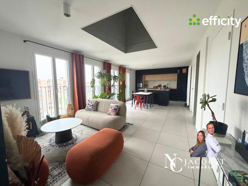 Appartement - 106 m² - 4 pièces