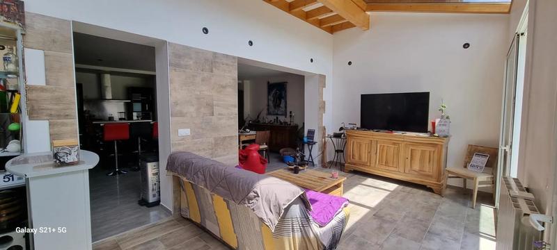 Maison - 206 m² - 7 pièces