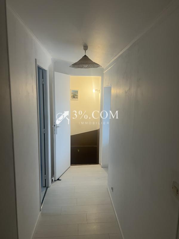 Maison - 111 m² - 4 pièces