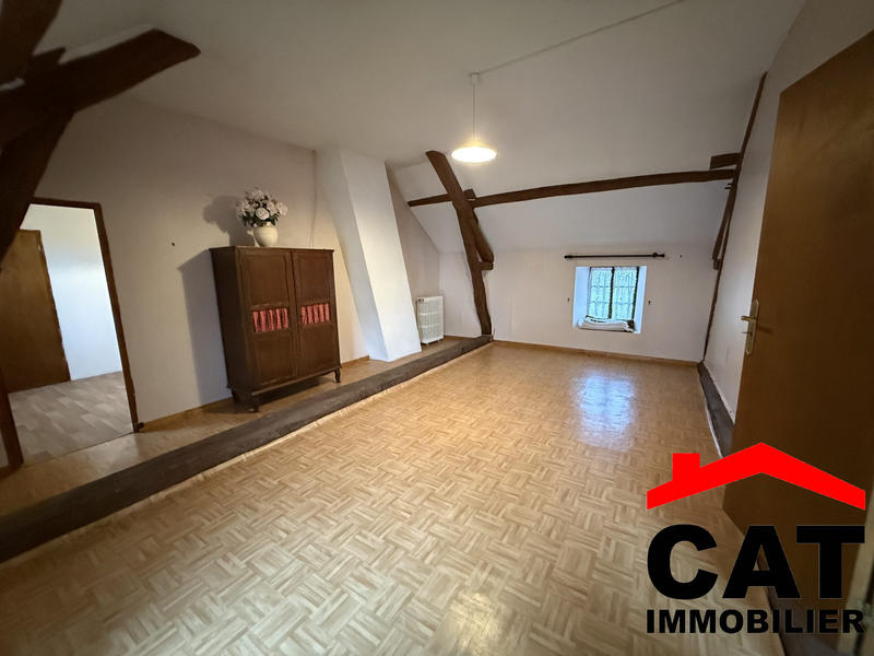 Maison - 233 m² - 7 pièces