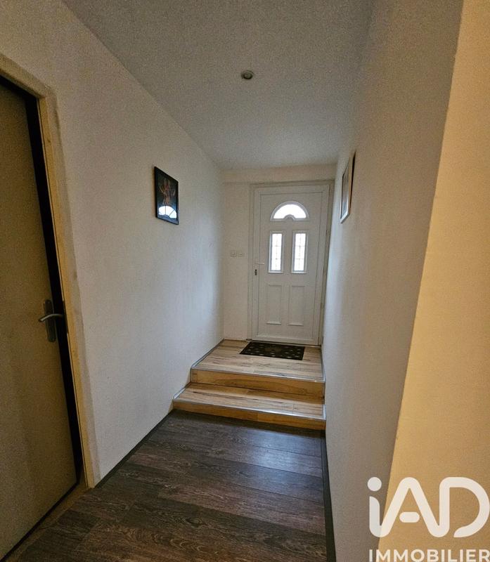 Maison - 255 m² - 7 pièces