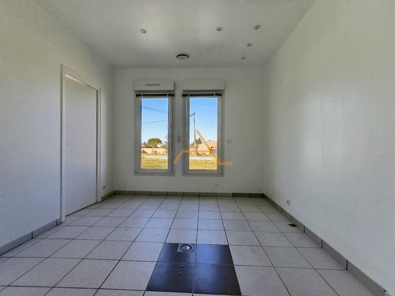 Bureau - 107 m² - 6 pièces