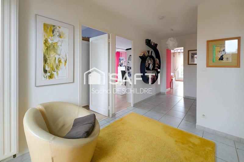 Maison - 210 m² - 5 pièces