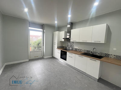 Appartement - 95 m² - 3 pièces