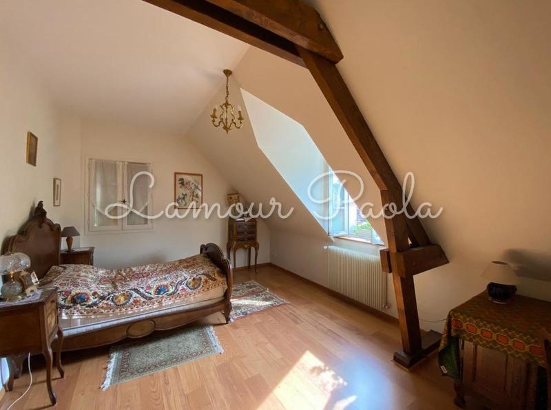 Maison - 369 m² - 10 pièces