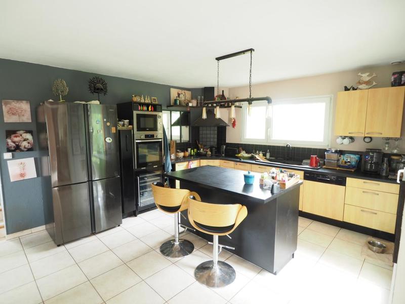 Maison - 140 m² - 7 pièces