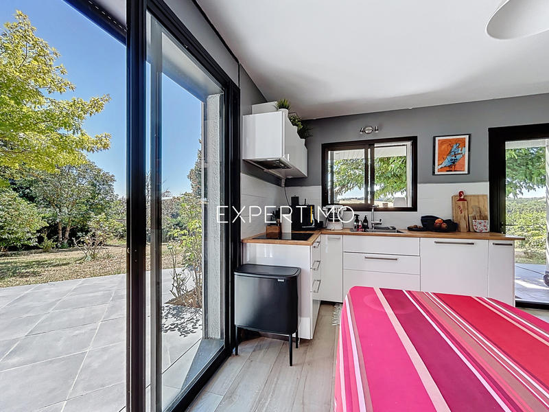 Maison - 195 m² - 6 pièces