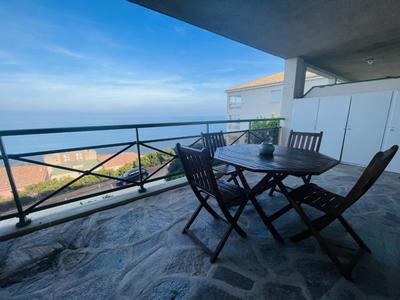 Studio - 30 m² - 1 pièce