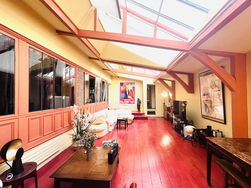 Loft - 123 m² - 4 pièces