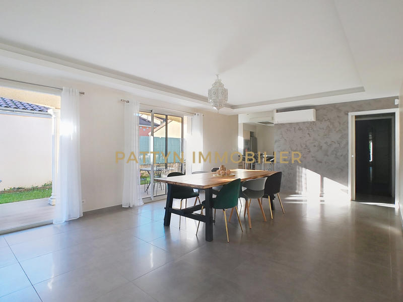 Maison - 159 m² - 7 pièces