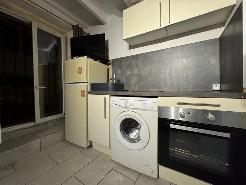 Studio - 30 m² - 2 pièces