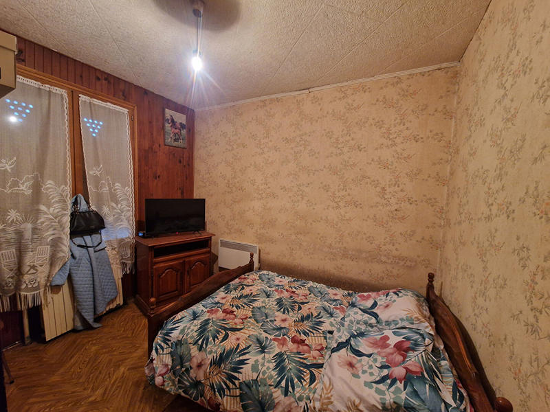 Maison - 250 m² - 10 pièces