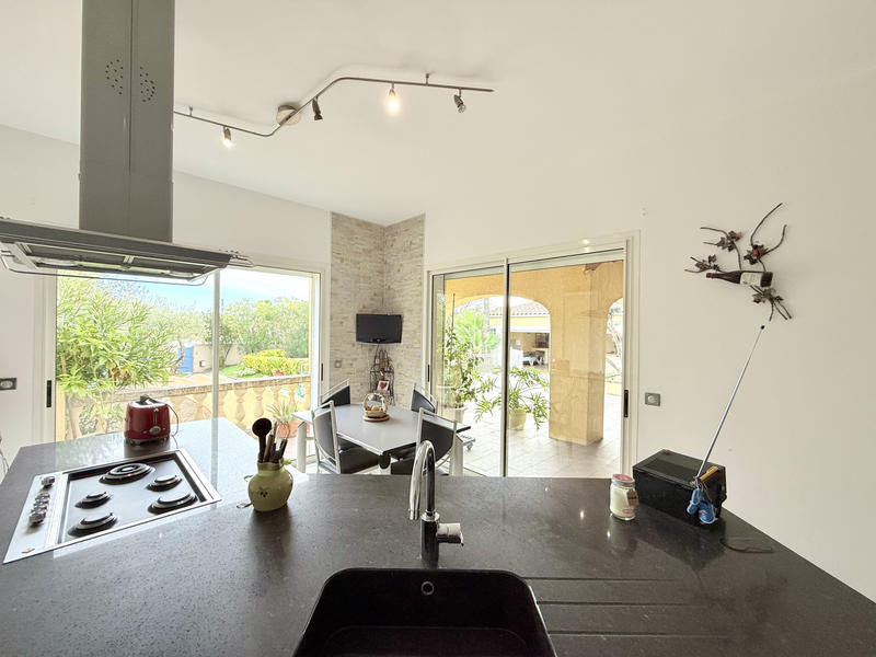 Maison - 189 m² - 6 pièces