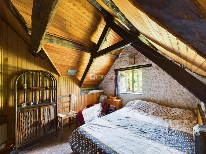 Maison - 225 m² - 10 pièces