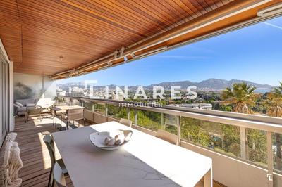 Appartement - 107 m² - 3 pièces