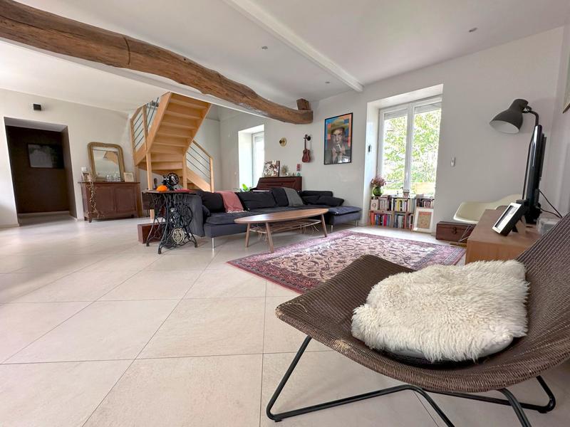 Maison - 190 m² - 6 pièces