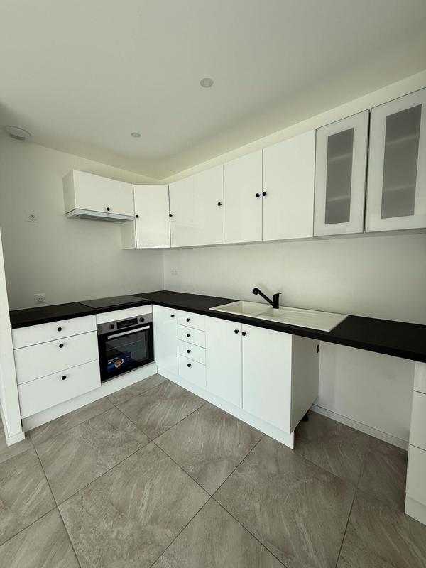 Maison - 106 m² - 6 pièces